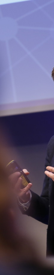 Lars Petter Maltby, leder av Eyde Innovation Centre presenterte Eyde-klyngens arbeid med CCS. Foto: Sverre Christian Jarild